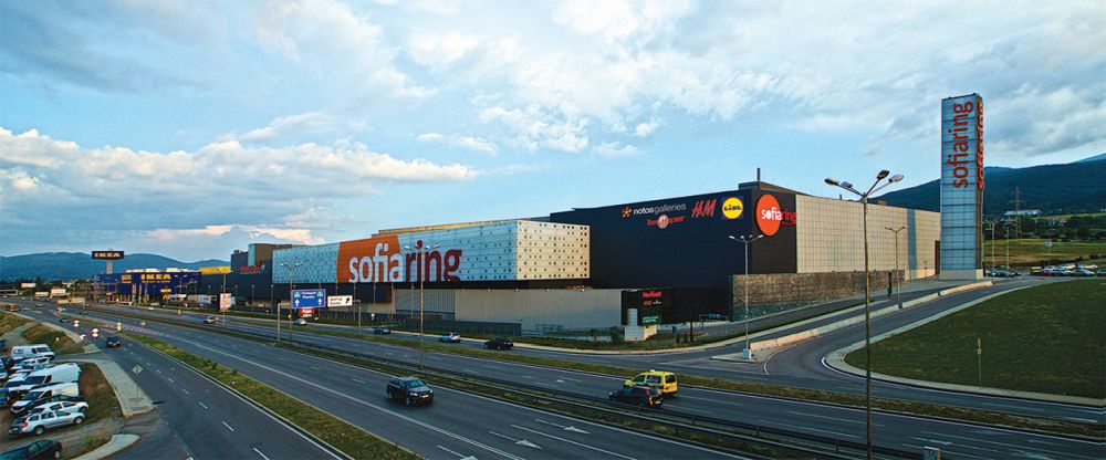 Ключова сделка между София Ринг Мол и Пощенска Банка