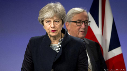Брекзит: Става опасно за Тереза Мей