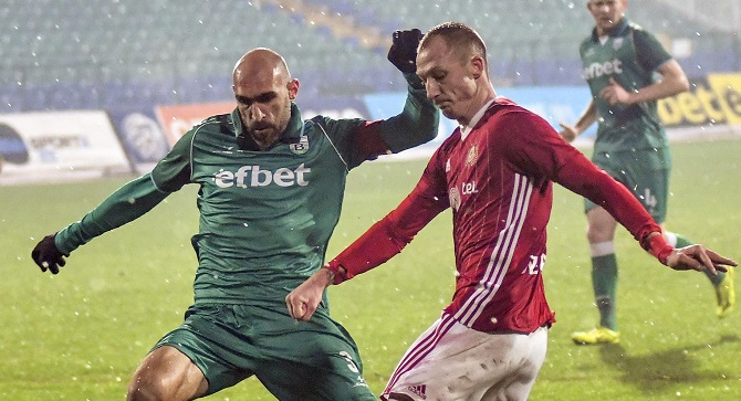 Отбори от Бундеслигата и САЩ искат национала на ЦСКА