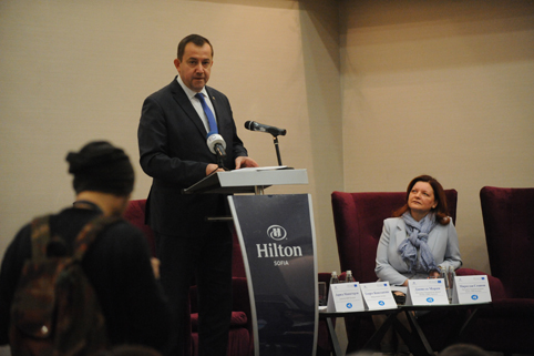 Европейската банка за развитие консултира 100 наши фирми