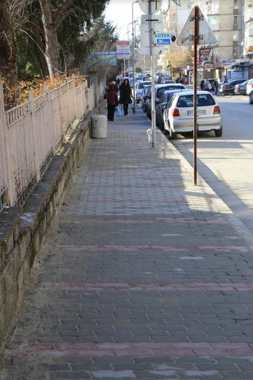 Основно е ремонтиран тротоарът по улица „Симеон Велики“ в Търново