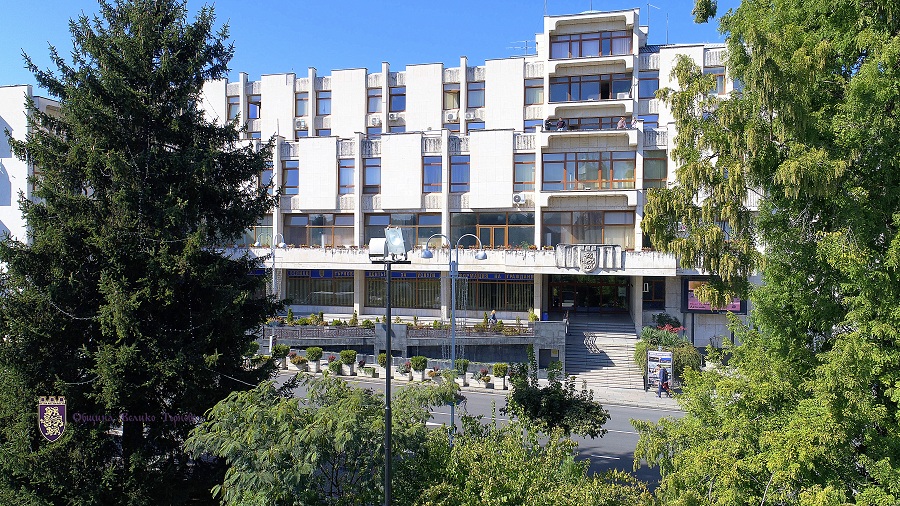 Изложба представя творци от центровете за деца и младежи в Търново