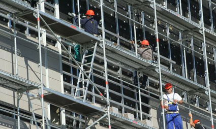 Заплатите  у нас се повишили с 10,6%