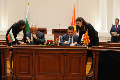 Договорът за добросъседство с България беше одобрен от комисиите в македонския парламент