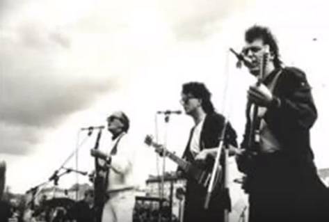 Почина Бойко Трифонов, първият вокалист на група "Атлас"