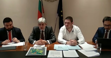 Нено Димов за евентуални "вратички" в плана за НП "Пирин": Строителство на хотели и сгради е абсолютно забранено