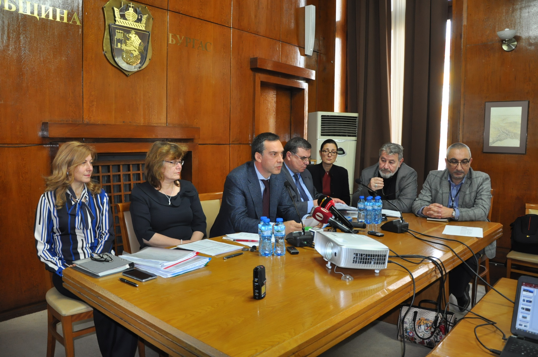 Бургас търси ударно онкоспециалисти