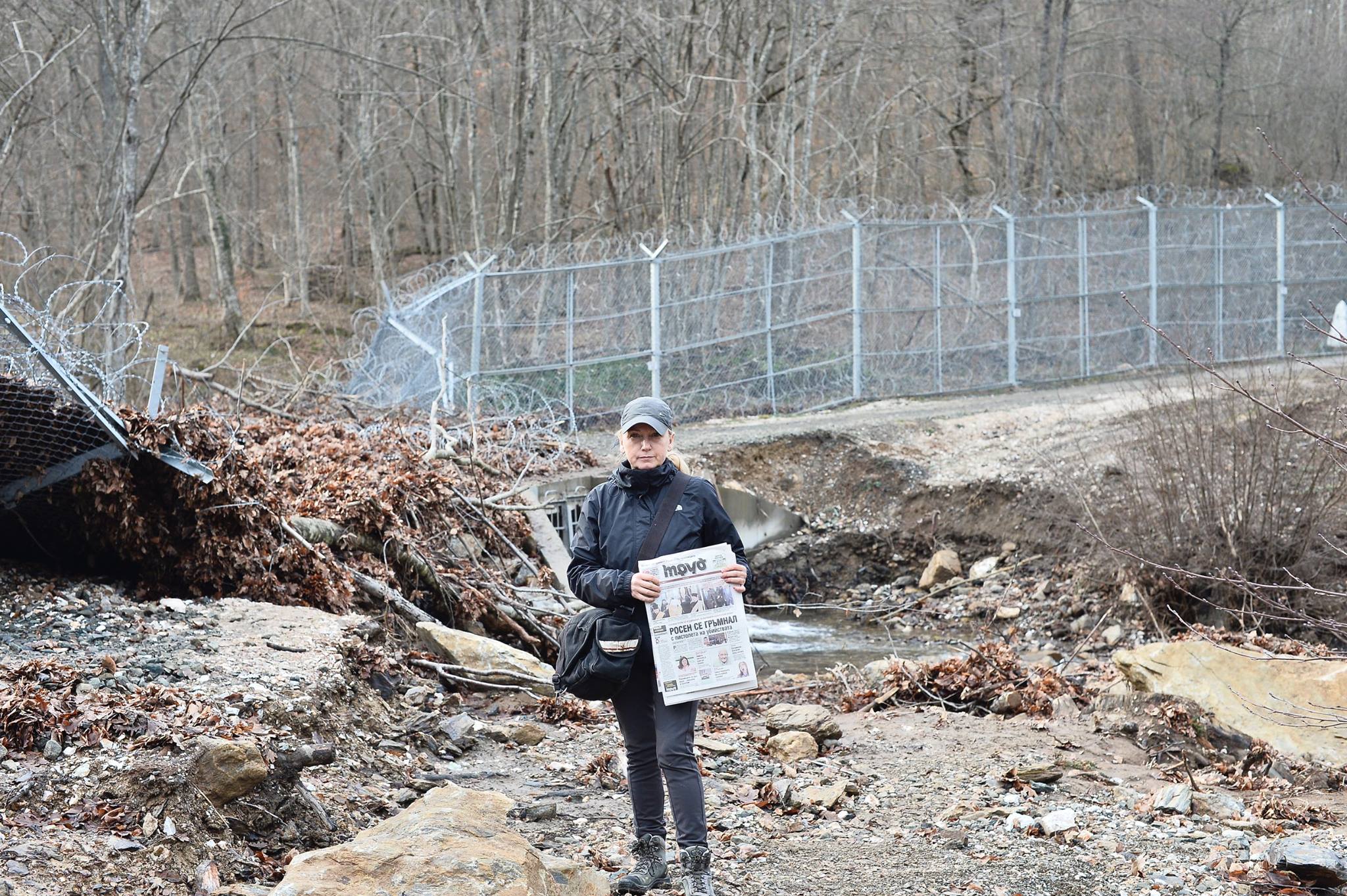 Елена Йончева: Оградата по границата продължава да пада