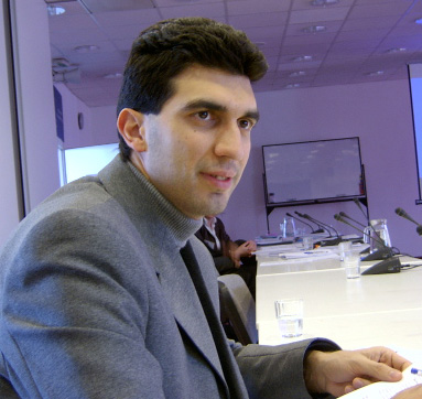 Деян Колев от Център "Амалипе" във Велико Търново: 1925 деца през 2016 г. са родени от майки на или под 16 години