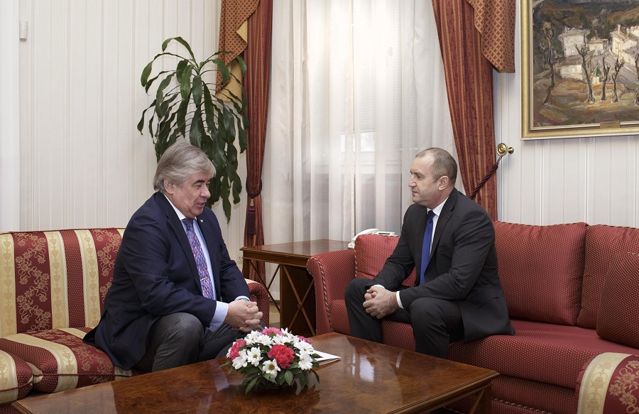 Румен Радев се срещна с членовете на Националния инициативен комитет за честване на 140-годишнината от Руско-турската освободителна война