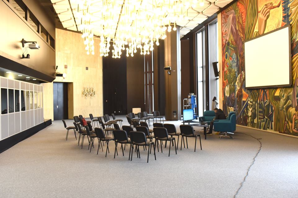 Сигнал за бомба в НДК, не се е наложило извеждане на хората