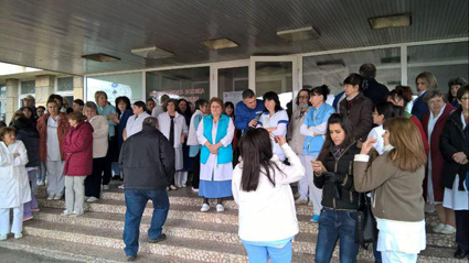 Поне 22 болници у нас спират работа за час