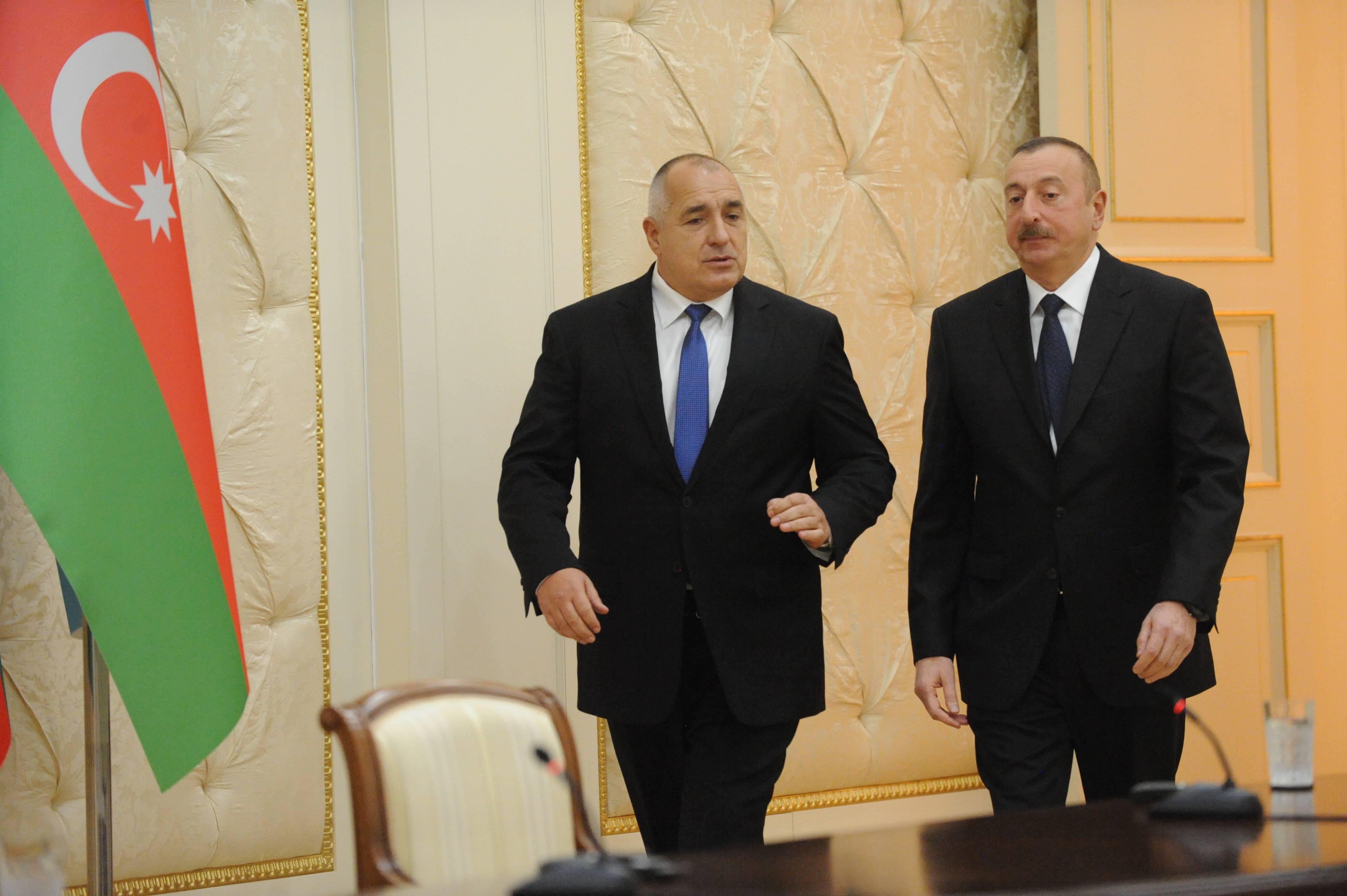 Борисов открива авиолинията Баку-София