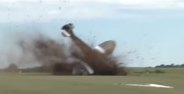 Три жертви при катастрофа на учебен самолет в Турция