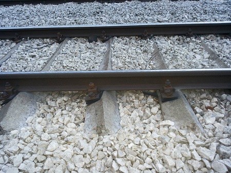 Цистерна с газ дерайлира на гара Бяла