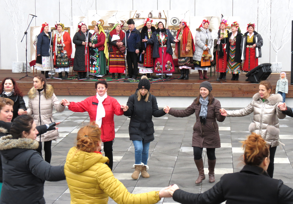 Бабинден бе отбелязан на площада в Несебър