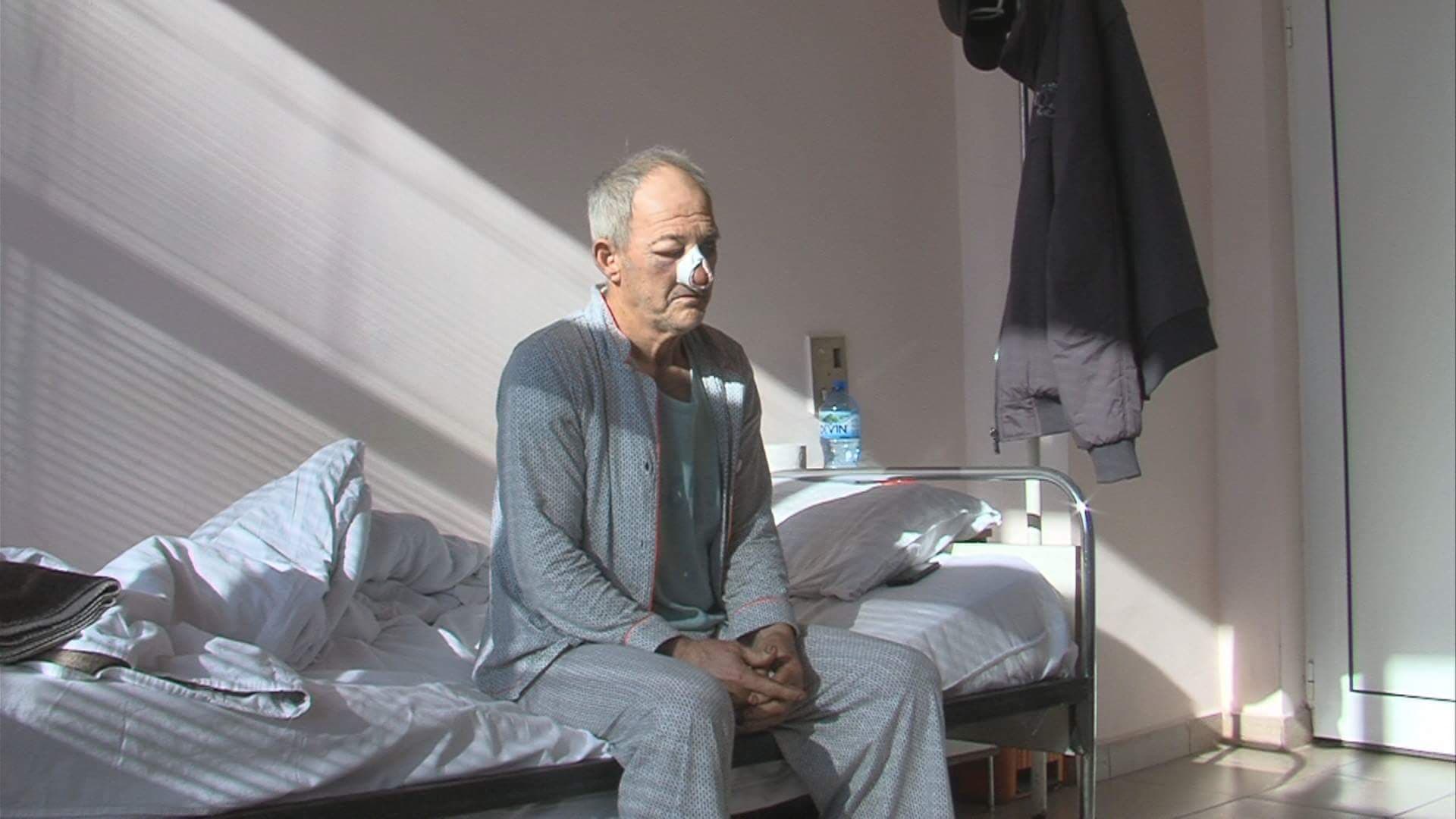 Жителите на Стара Кресна пропищяха от тормоз на роми-дървосекачи почистващи изгорялата гора от големия пожар над дефилето