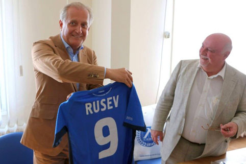 Русев: Идваха при мен с предложения