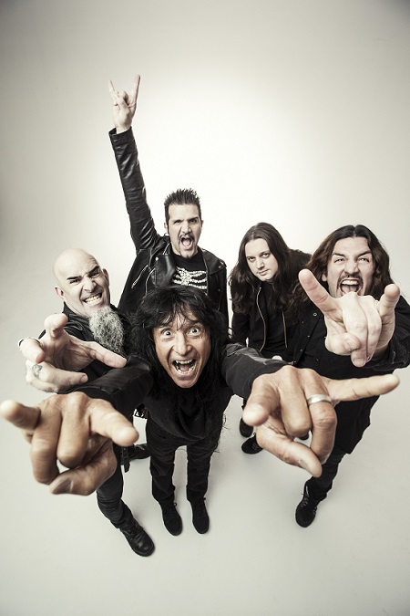 Anthrax и Tremonti свирят заедно с Iron Maiden на Гребната база