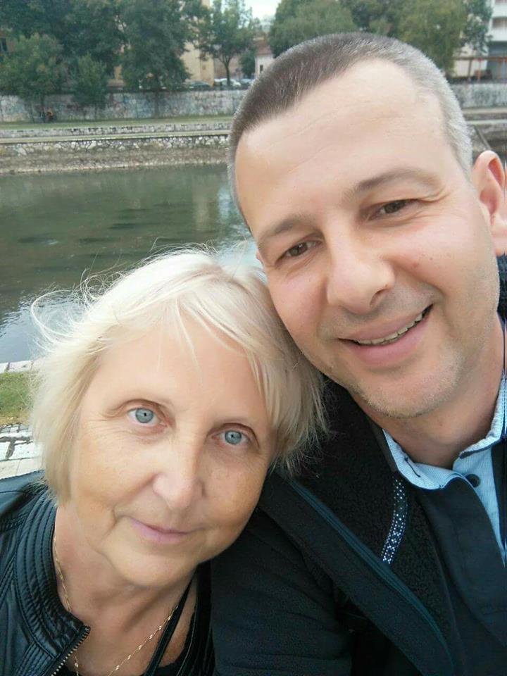 Млад програмист се бори с остра форма на левкемия