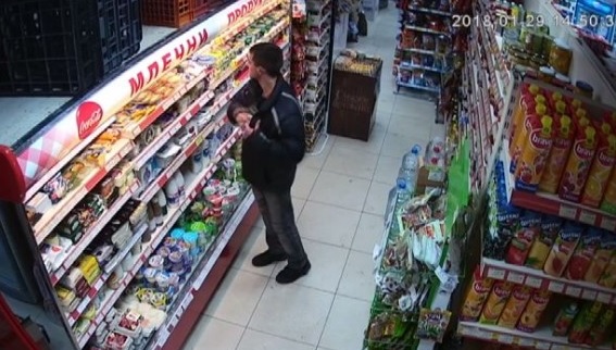 Крадец задига кашкавал и масло за 80 лв. от столичен магазин