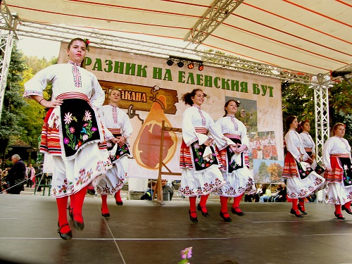 Над 110 културни и спортни събития включени в календара на Община Елена