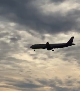 Пренасочиха полет от Лондон до София към Букурещ