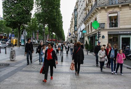 Евродепутати подготвят нов документ срещу насилието (обзор)