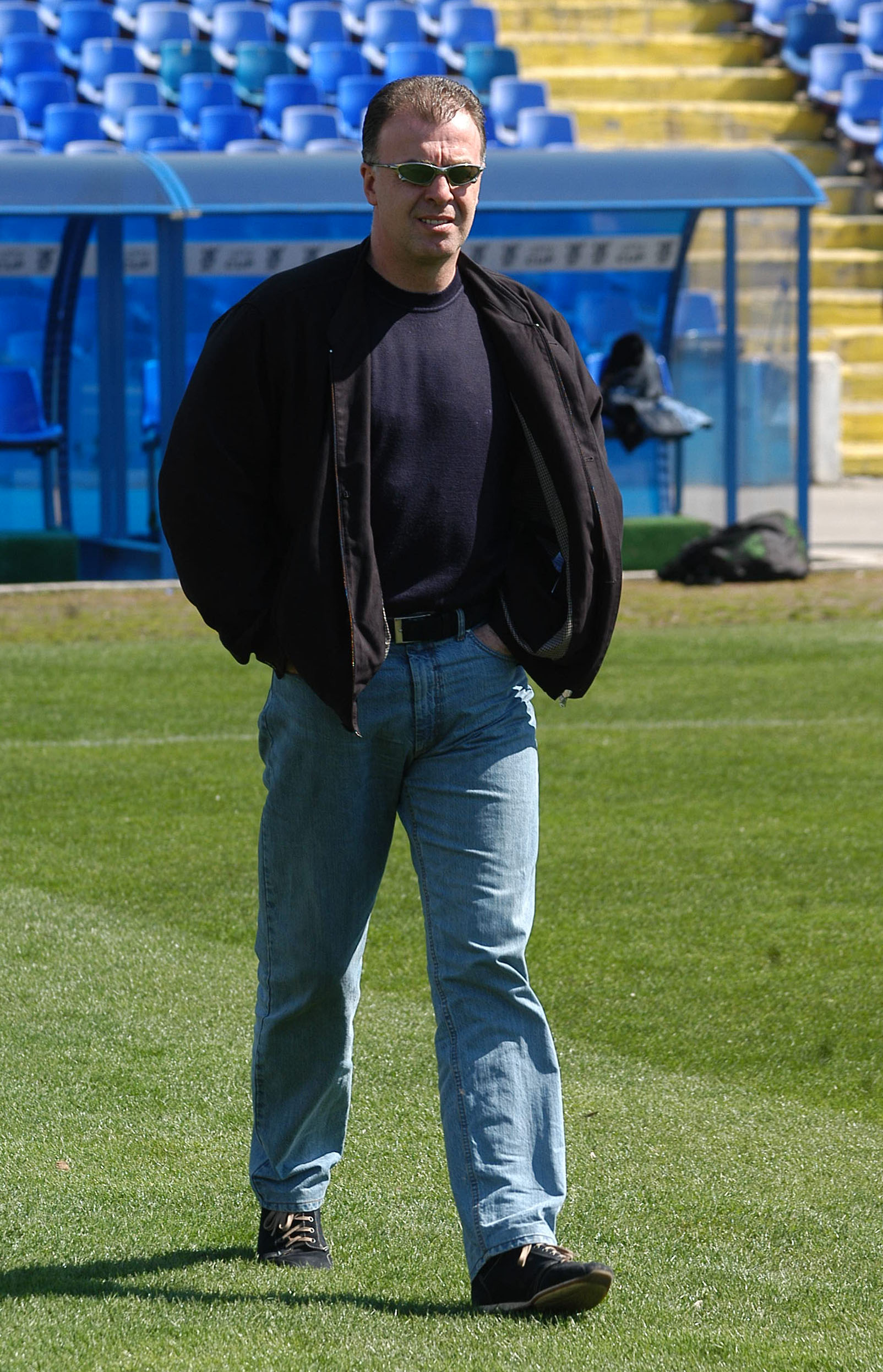 Сираков гледа „Царско село“ - „Кайсар“