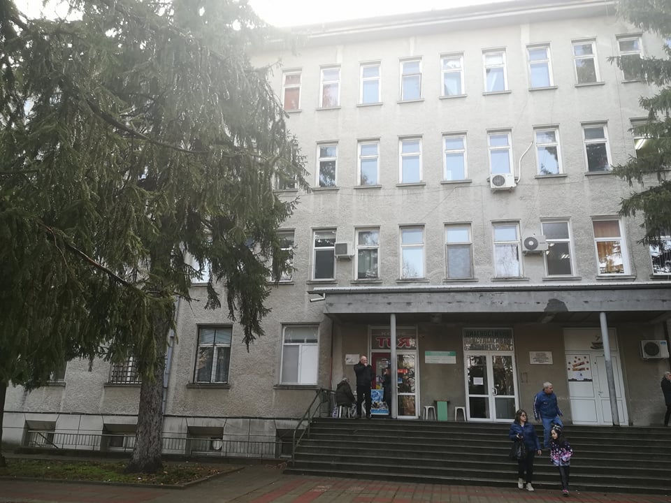 Средната заплата в болницата в Горна Оряховица гони 1000 лева