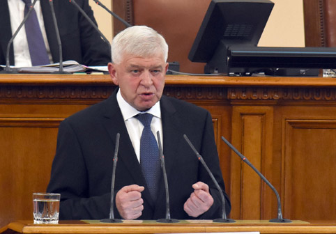 Писмо за дългове роди нов скандал в здравната система