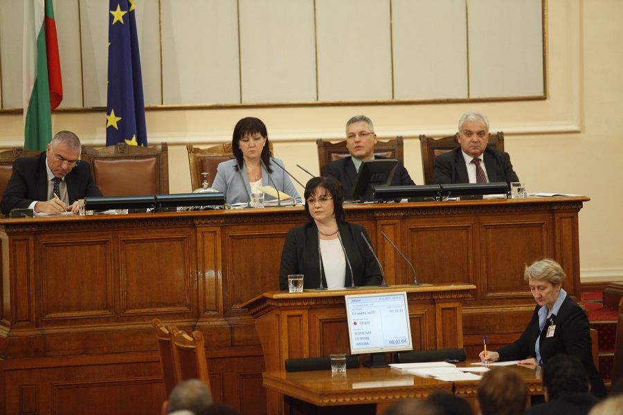 Корнелия Нинова: Искането за оставка на Валери Жаблянов е противоконституционно