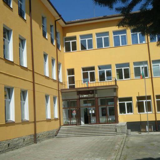 Родител преби седмокласник, съдът го глоби със 100 лева