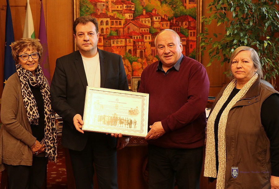 Пра-правнукът на смелия журналист Макгахан хареса Велико Търново за бъдещ дом