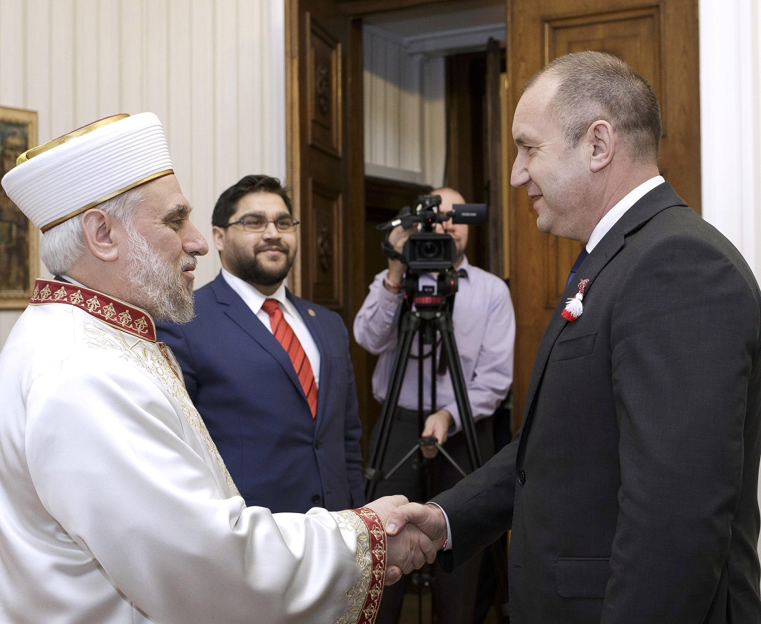 Президентът: Държавата трябва да окаже по-голяма финансова подкрепа за религиозните общности, за да предотврати външна намеса