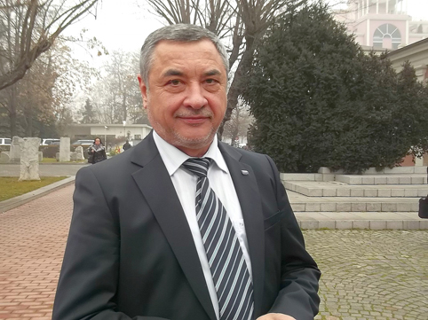 Валери Симеонов: Сделката за ЧЕЗ - нагласена, но законна!
