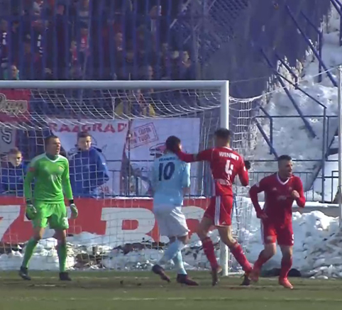 Нов съдийски гаф, този път в Русе