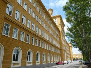 Откриват пет обновени лаборатории във Факултета по химия и фармация на СУ