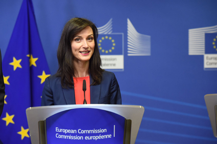 Фалшивите новини са 6 пъти по-бързи