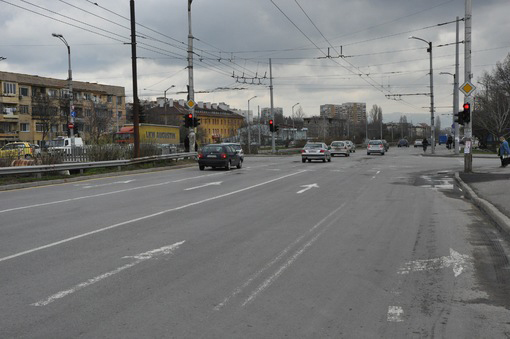 Ремонти на улици и булеварди в София променят движението през лятото