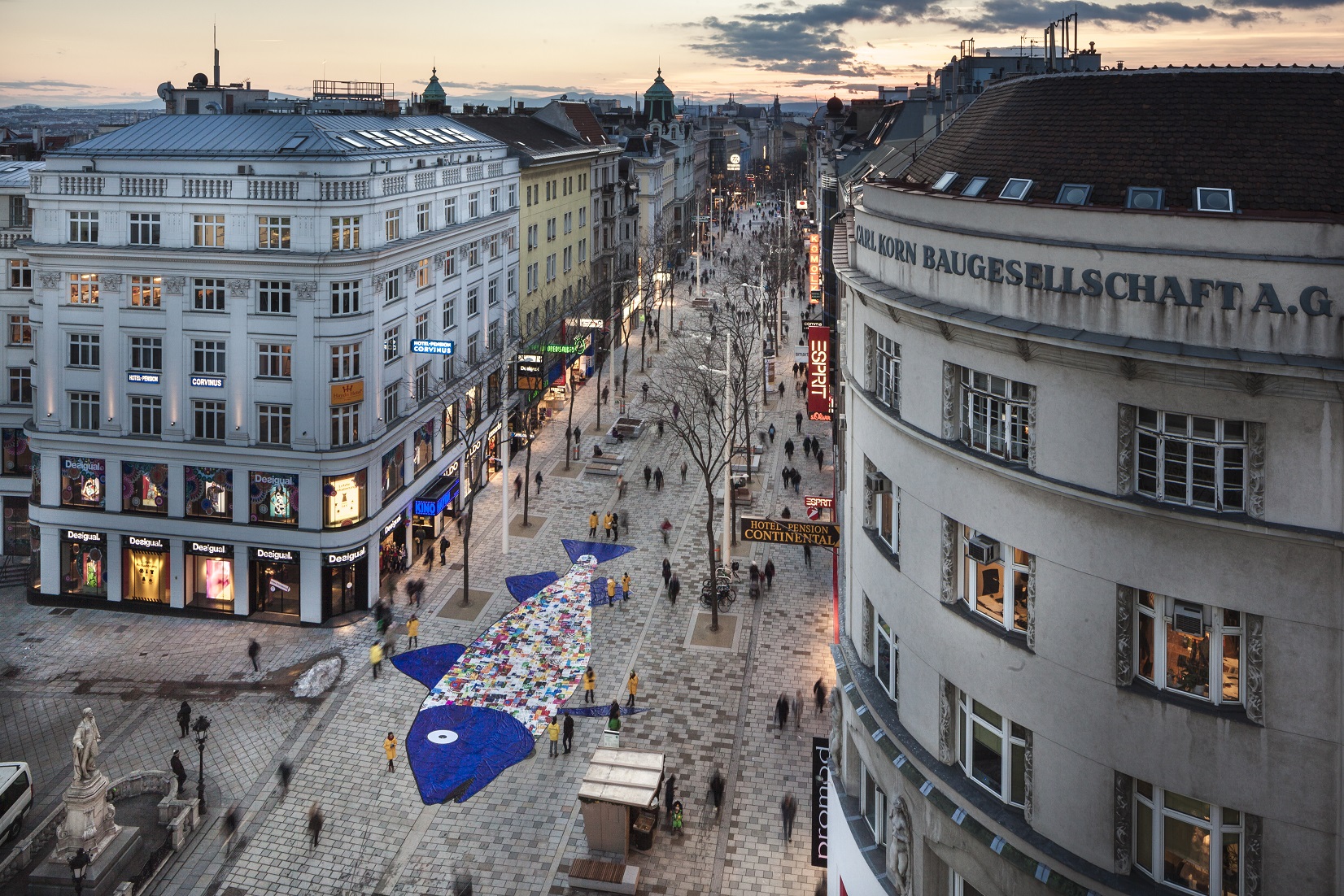 Двадесет и пет метрова риба от найлонови торбички ще се появи пред Морското казино в Бургас
