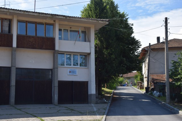 Балканджии нарекоха „Кокиче“  улица в Елена