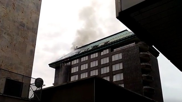 Евакуираха 100 души заради пожар в хотел в Любляна (ВИДЕО)