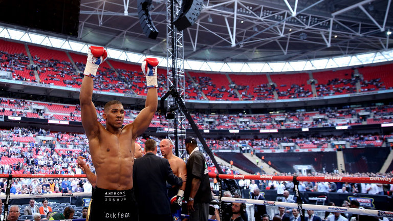 Джошуа заяви „Уембли“ за два мача