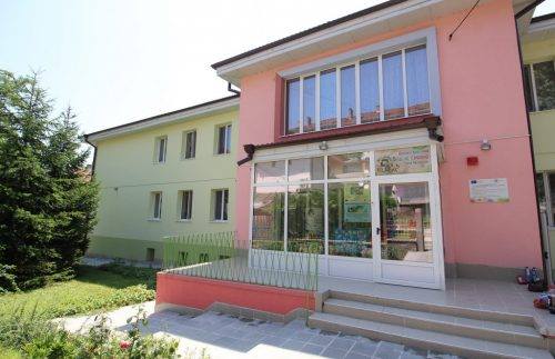 Дисциплинарно наказание грози директорка на забавачка в Горна Оряховица заради тежка контузия на дете