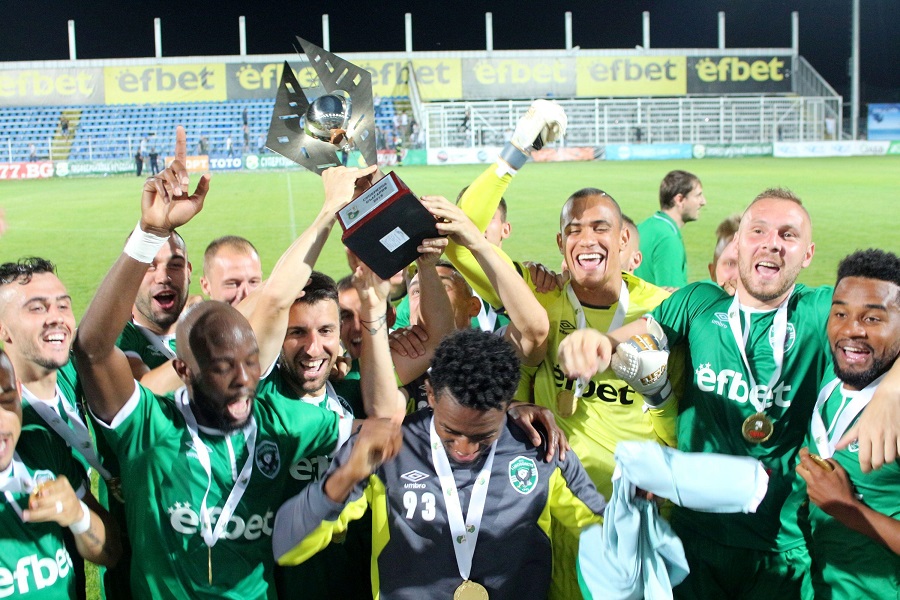 „Лудогорец“ посвети трофей на Херо