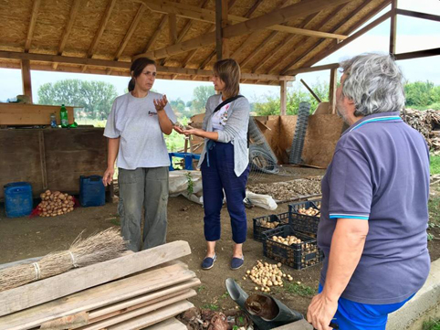 Щурчета хранят село Надарево