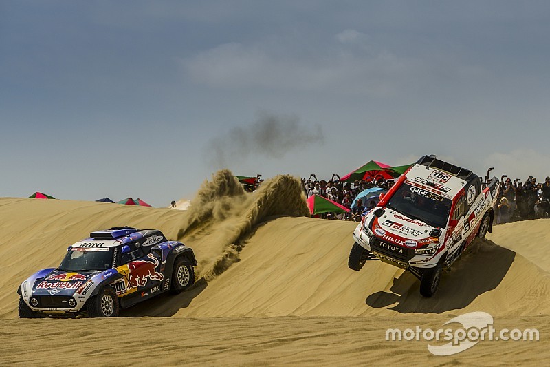 Алонсо погледна към „Дакар“