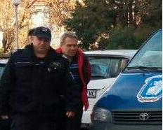 Шкаф счупил две ребра на подсъдим за смърт на пътя