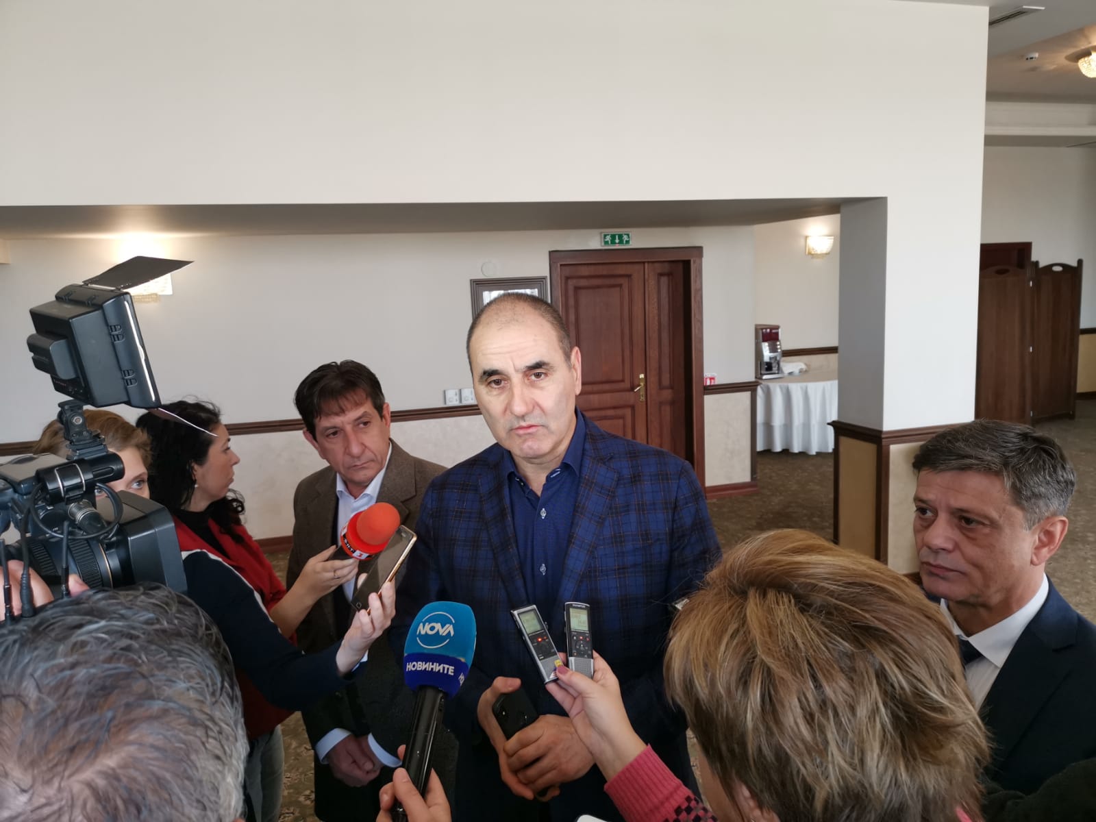 Цветан Цветанов: Хората очакваха от Румен Радев да бъде обединител, а той направи точно обратното